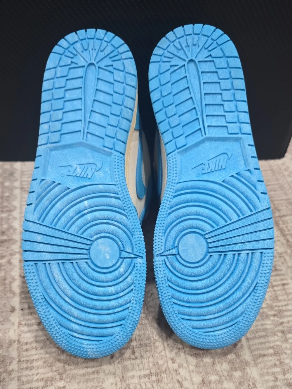 JORDAN UNC Reimagined Retro 1 High OG - Youth, NWOB Size 5.5, Never Used